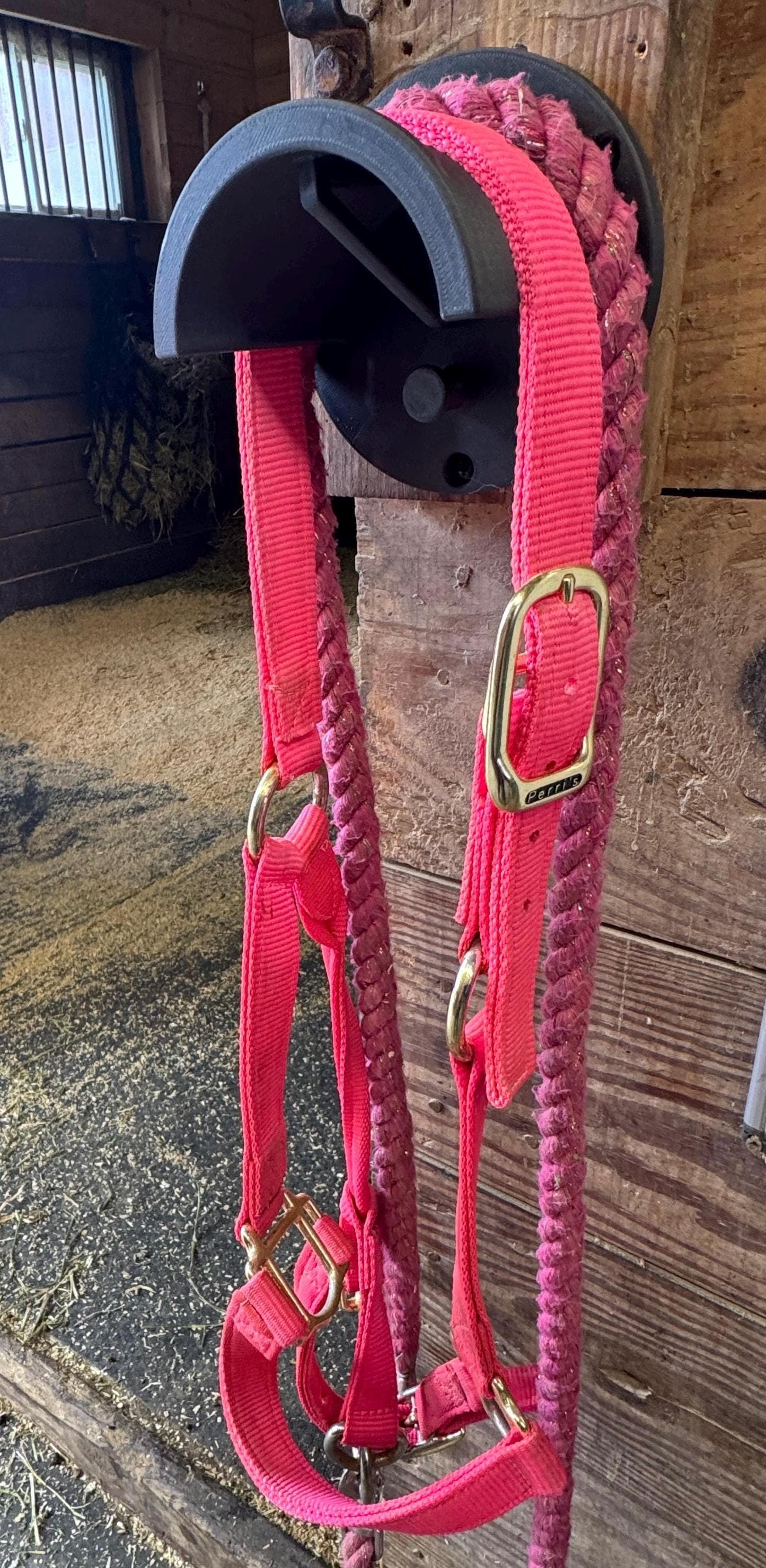 Heavy Duty Plastic Horse Bridle Halter Rack Holder Oversized