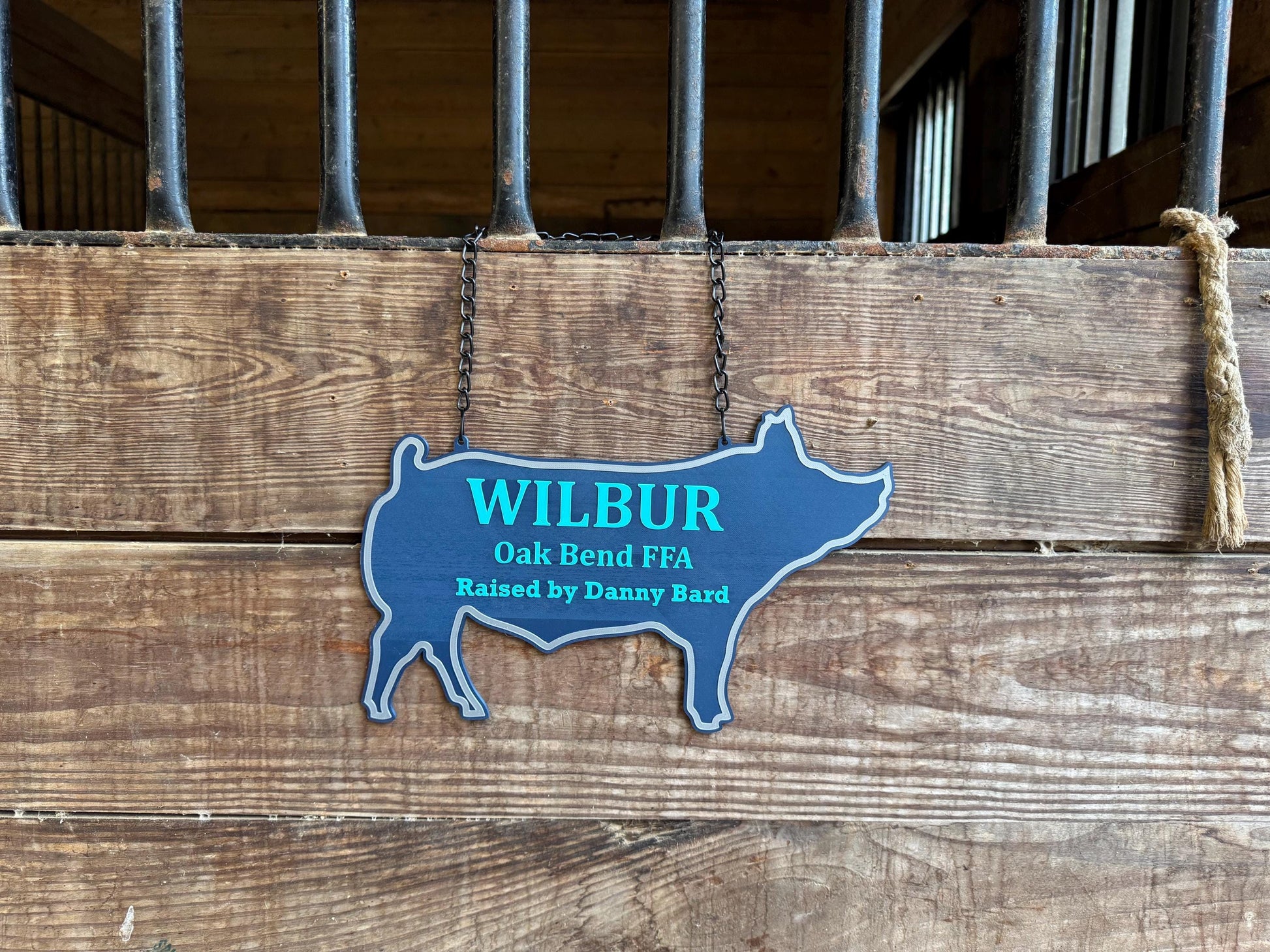 XL Personalized Pig or Sow Stall Sign for Farm Fair Stall For 4-H or FFA - Extra Large Custom Stall Sign, Fair Sign Custom Pig or Sow Sign